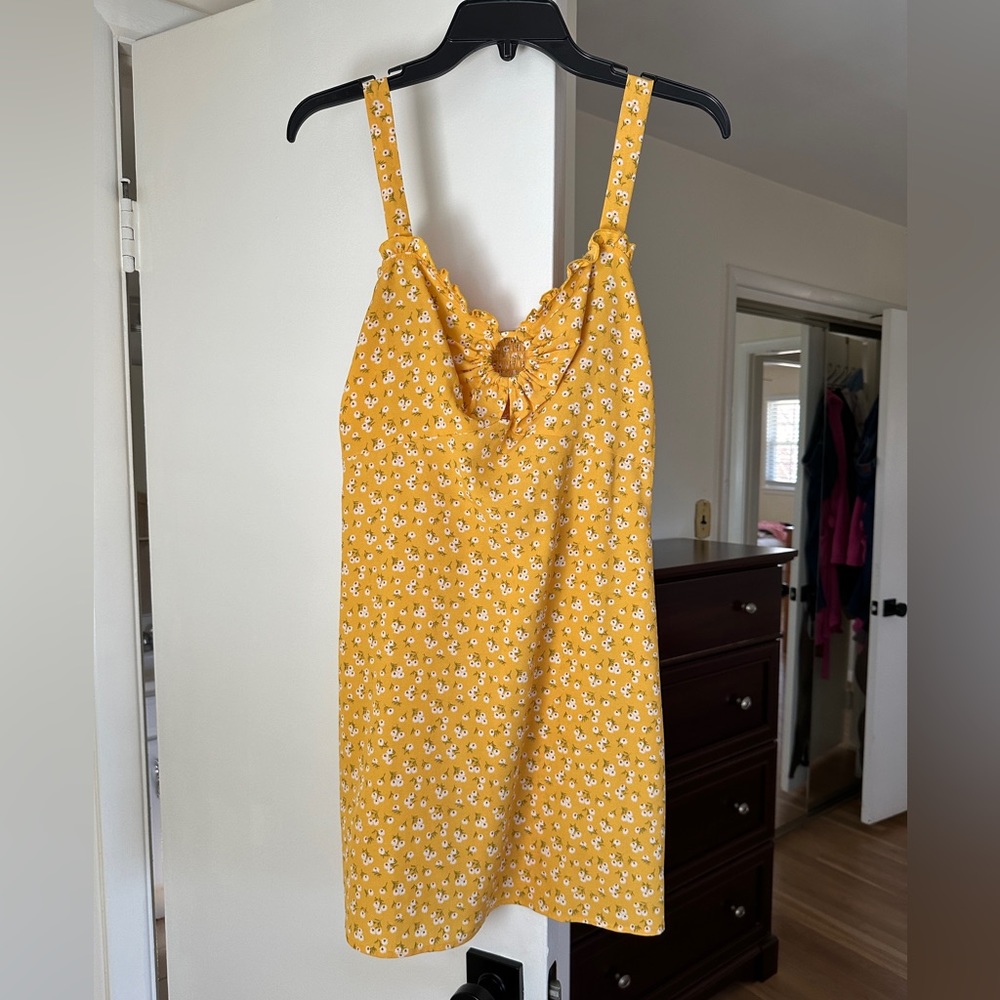 Medium yellow floral mini dress